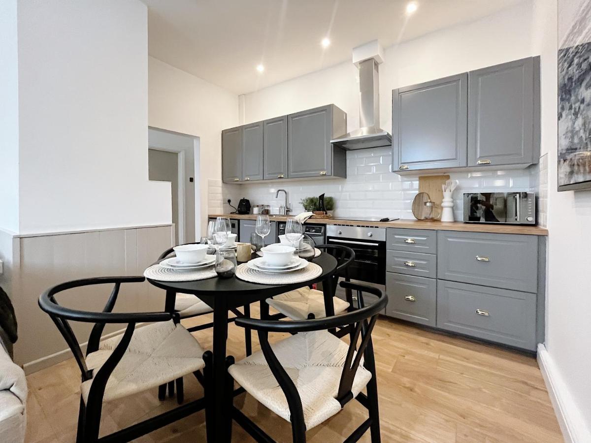 Todmorden Town Centre Apartment Buitenkant foto