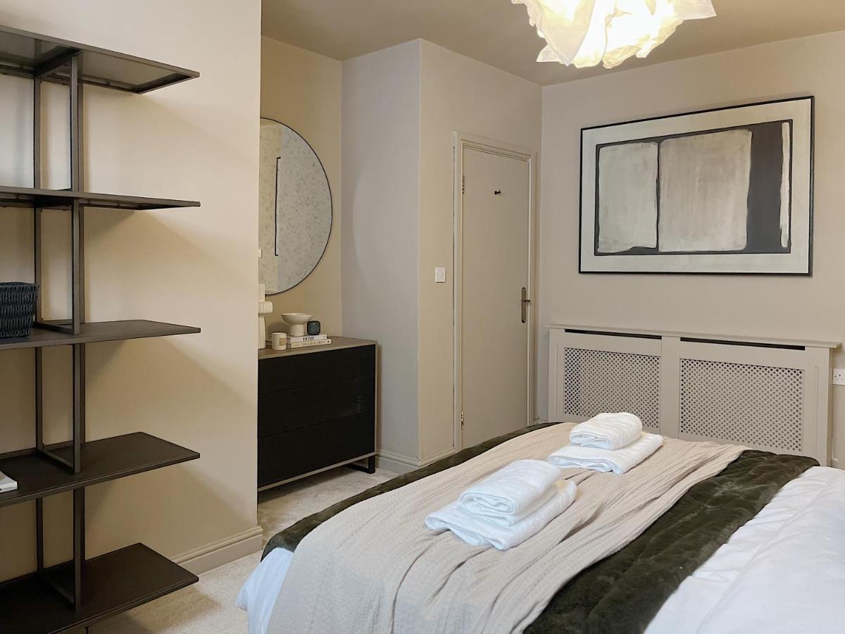 Todmorden Town Centre Apartment Buitenkant foto