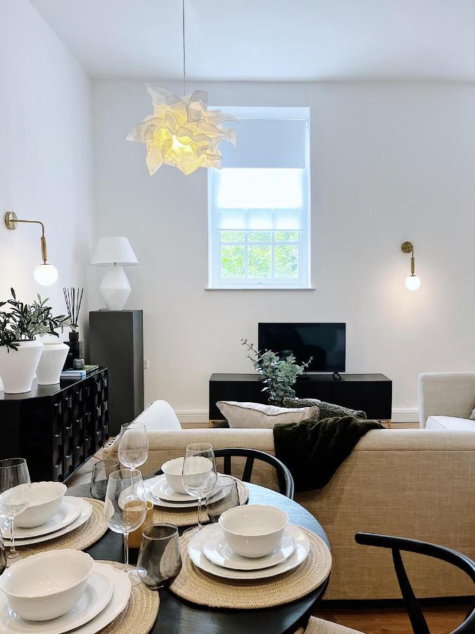 Todmorden Town Centre Apartment Buitenkant foto