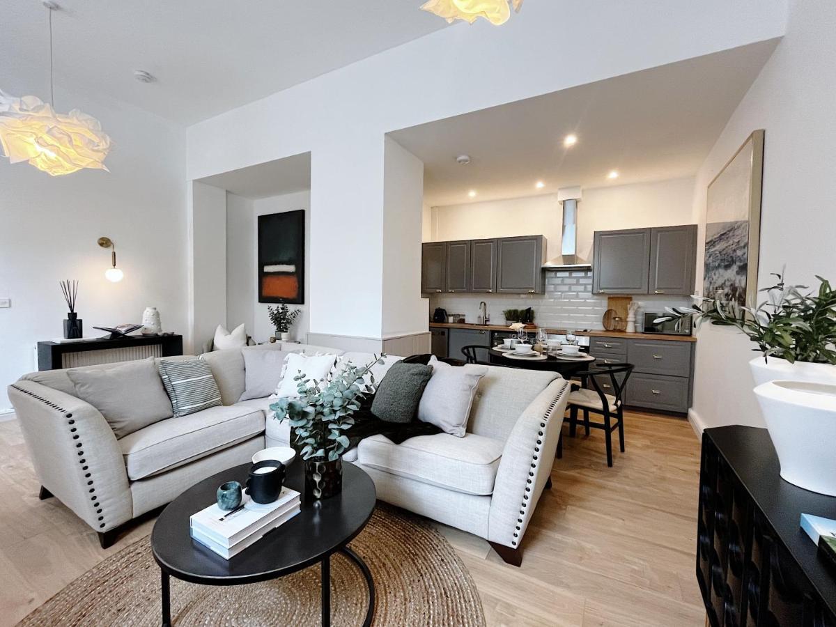 Todmorden Town Centre Apartment Buitenkant foto