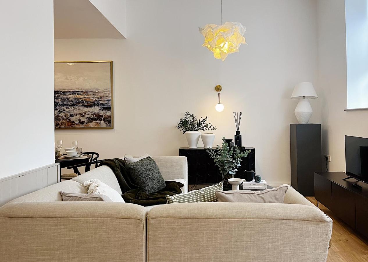 Todmorden Town Centre Apartment Buitenkant foto