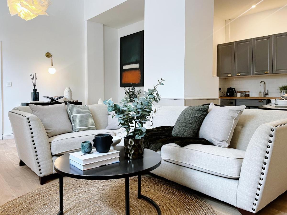 Todmorden Town Centre Apartment Buitenkant foto